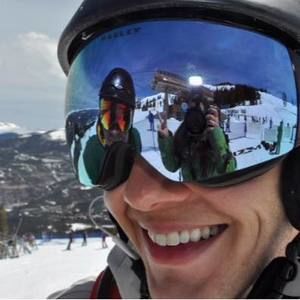 Meet your Posher, Alex